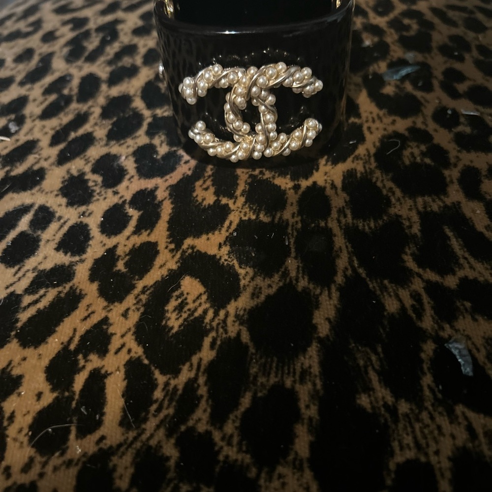 Black and Silver Textured Cuff Bracelet with Zipper Closure - Picture 2 of 4